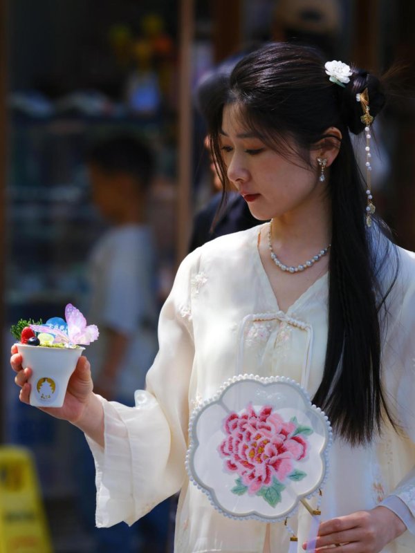 广盛配资 天坛五一特饮上新！