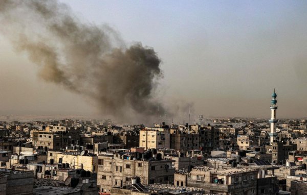 易倍策略 中国驻伊朗大使馆: 再次提醒中国公民暂勿前往伊朗