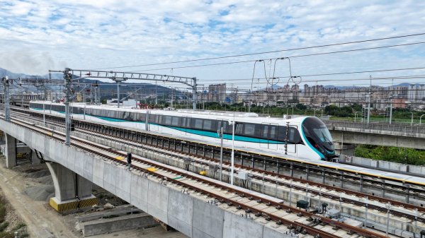 创元网 福州滨海快线地铁项目开通运营